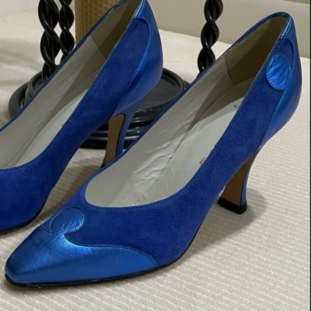 Womens Blue Suede And Leather Pump Heel
